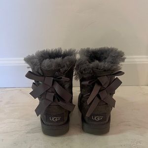 Toddler Girl Ugg Boots Gray / Charcoal size 7